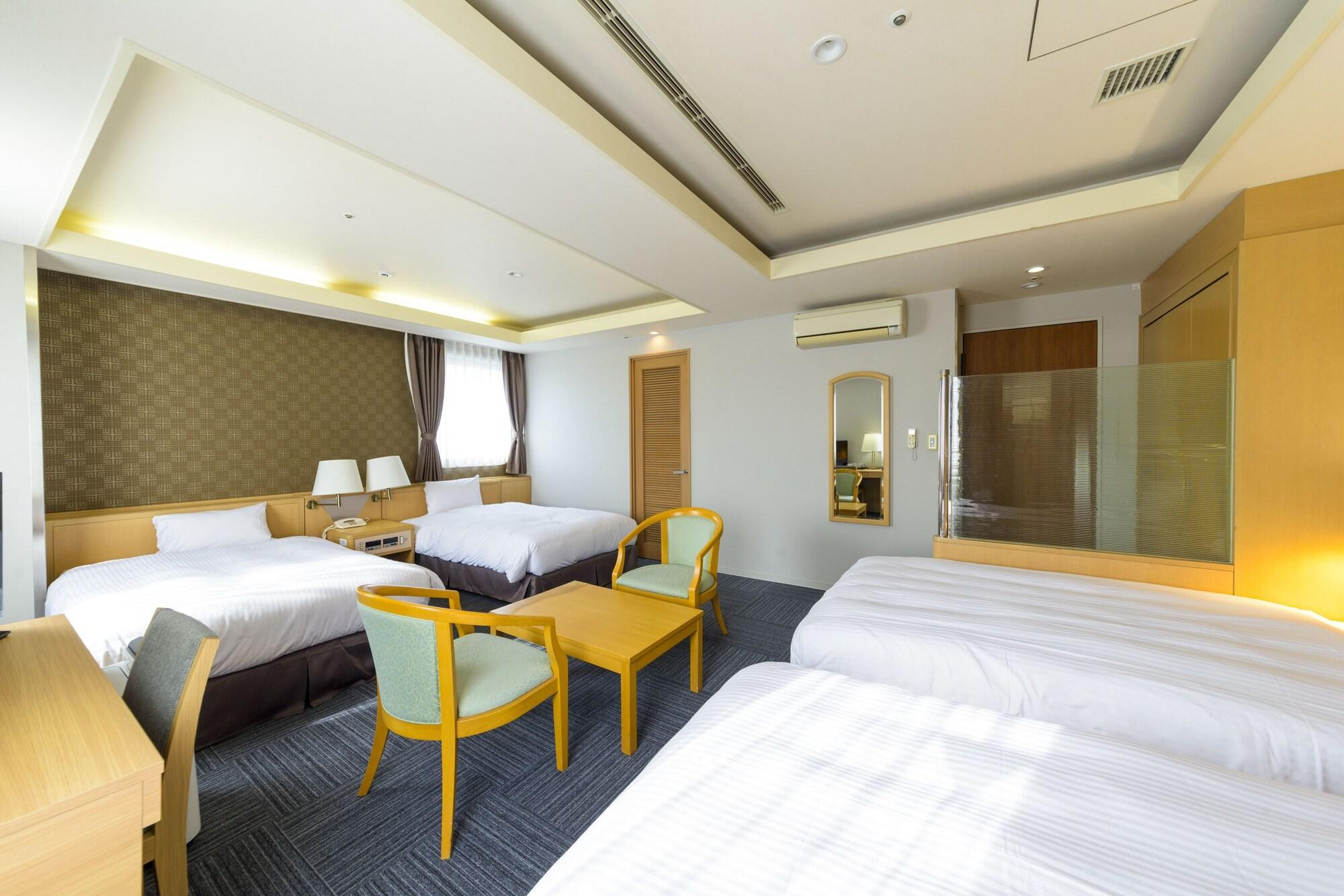 Surestay Plus Hotel By Best Western Shin-Ōsaka Eksteriør bilde