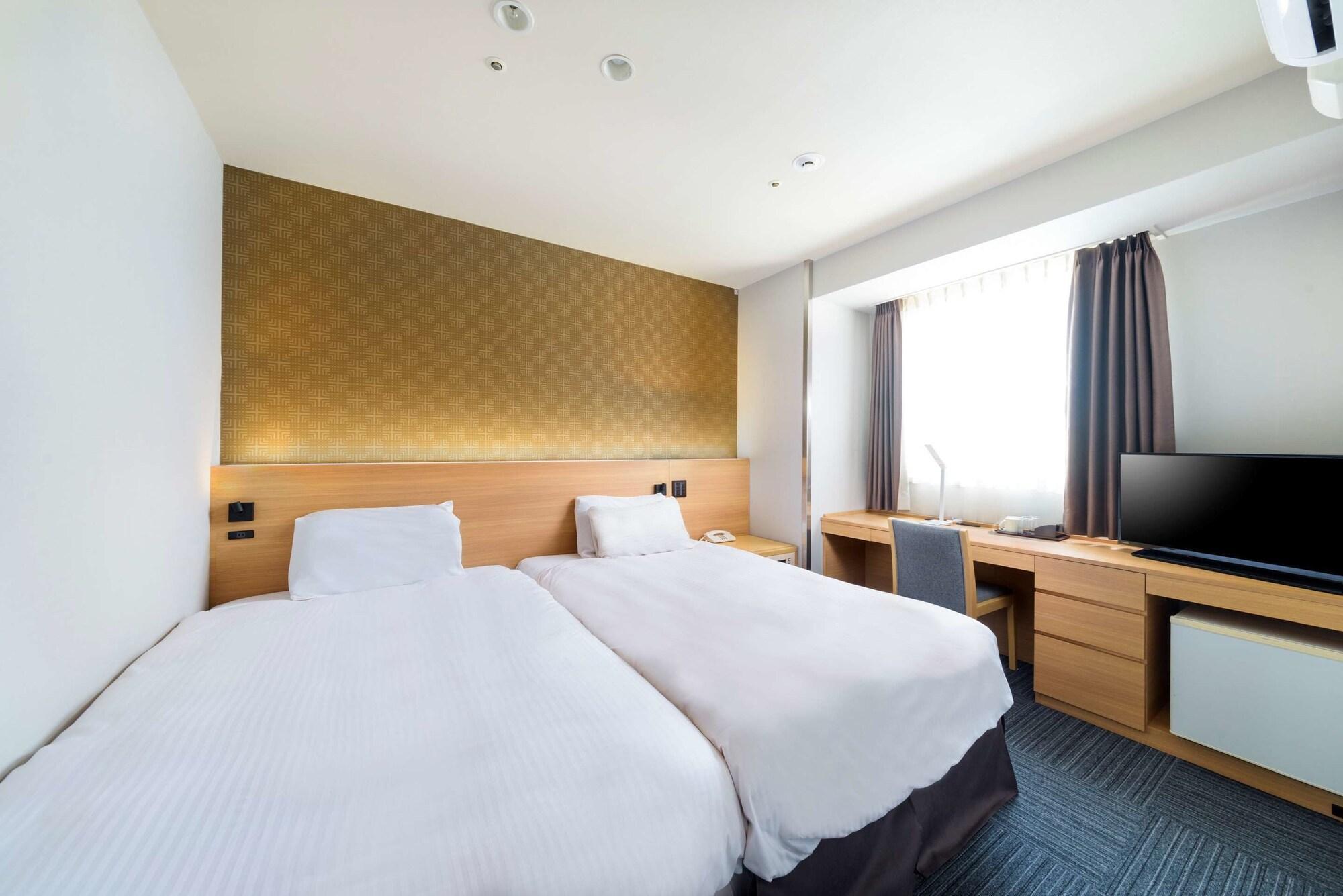Surestay Plus Hotel By Best Western Shin-Ōsaka Eksteriør bilde
